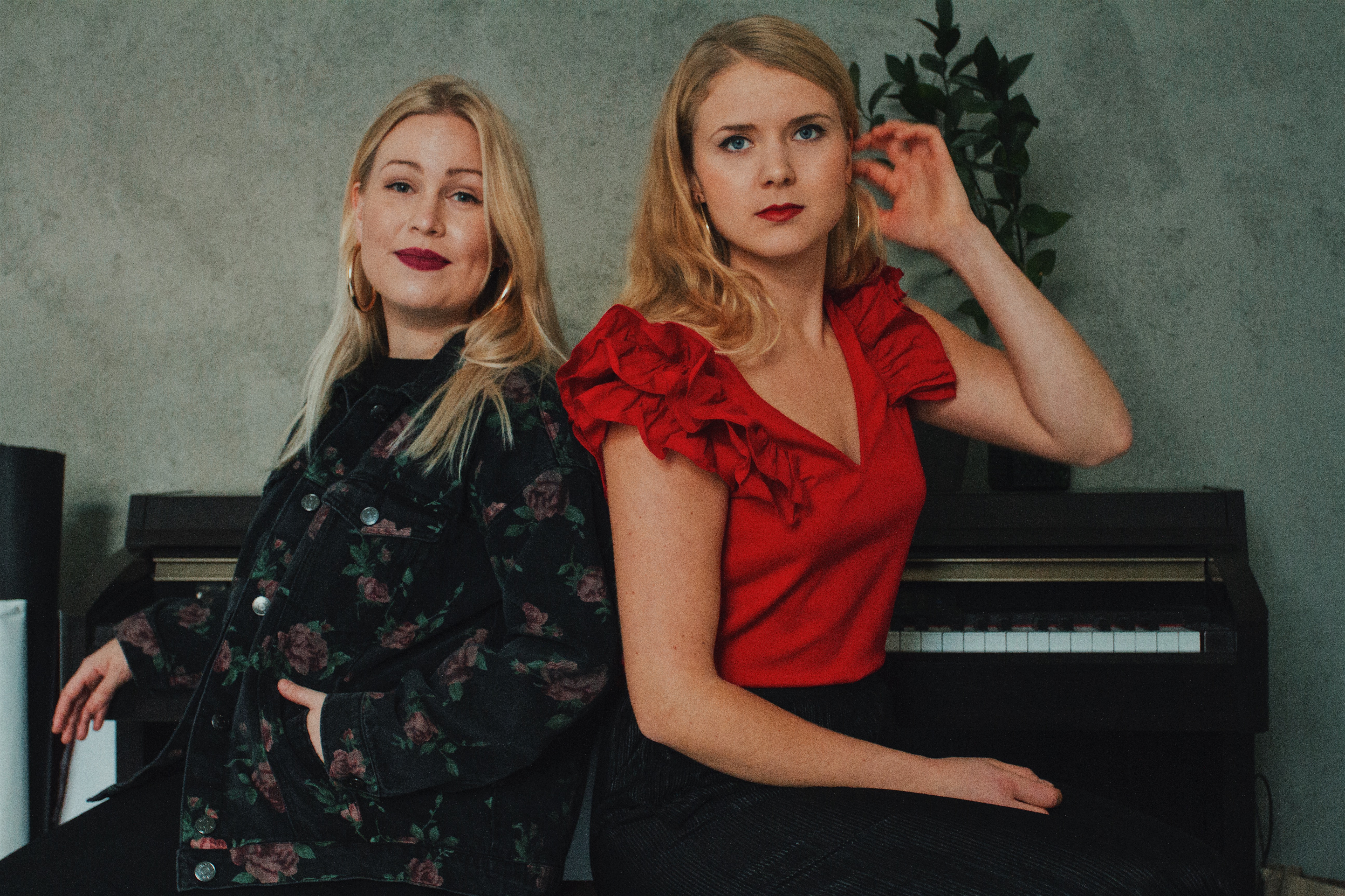 Are you looking for a performer? Customise the atmosphere of your occasion